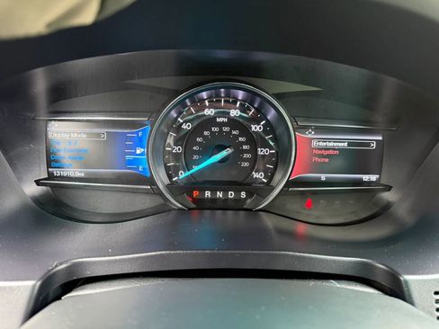 Used 2016 Ford Explorer XLT w/ Equipment Group 202A image 24