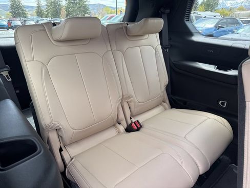 Used 2026 Jeep Grand Cherokee L Limited w/ Limited Altitude Package AWD/4WD image 14
