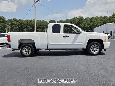 Used 2011 Chevrolet Silverado 1500 LS RWD image 6