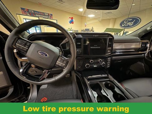 New 2026 Ford F250 Lariat w/ Black Appearance Package AWD/4WD image 8
