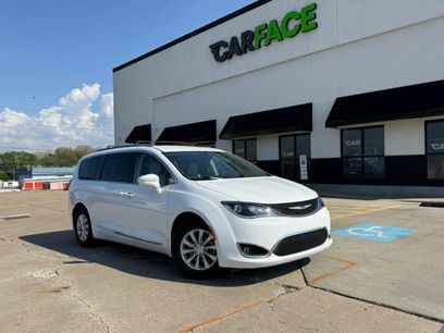 Used 2019 Chrysler Pacifica Touring-L