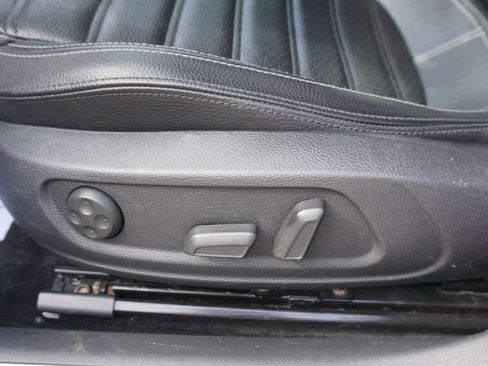 Used 2016 Volkswagen CC Sport image 27