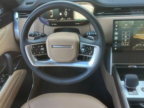 New 2026 Land Rover Range Rover SE image 24
