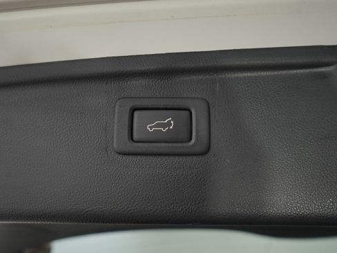 Used 2017 Subaru Outback 2.5i Limited image 14