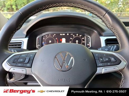 Used 2022 Volkswagen Atlas SE image 19