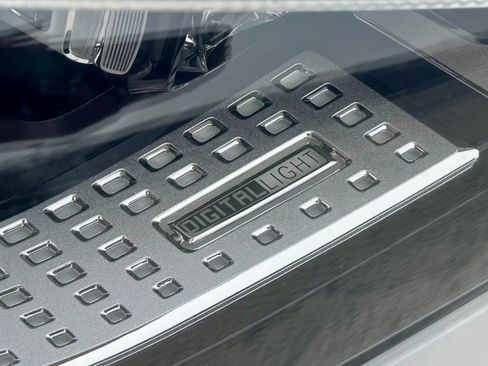 Used 2025 Mercedes-Benz Maybach S 680 4MATIC image 17