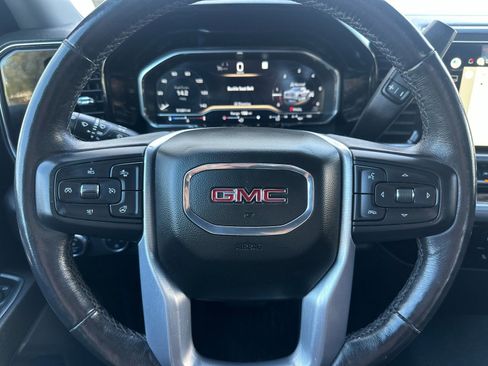 Used 2022 GMC Sierra 1500 SLE w/ Enhanced Capability Package AWD/4WD image 25