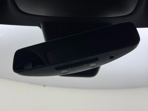 Used 2022 Mercedes-Benz A 220 w/ AMG Line image 35