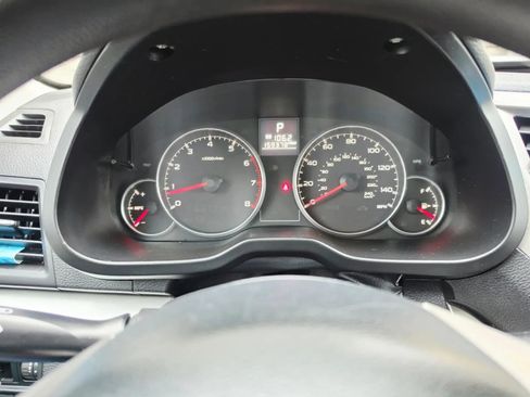 Used 2013 Subaru Outback 2.5i AWD/4WD image 15