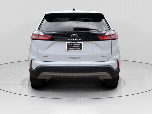 Used 2024 Ford Edge SEL AWD/4WD image 6