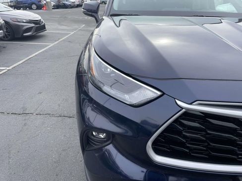 Used 2023 Toyota Highlander LE image 17