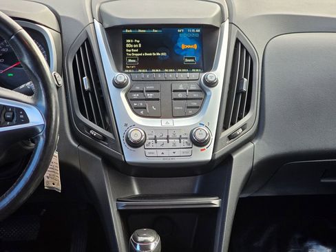 Used 2017 Chevrolet Equinox LT w/ Convenience Package image 32