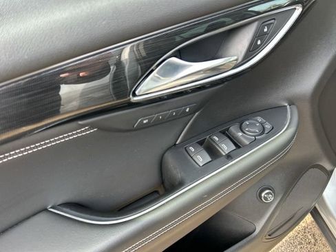 Used 2023 Buick Envision Essence w/ Sport Touring Package image 27