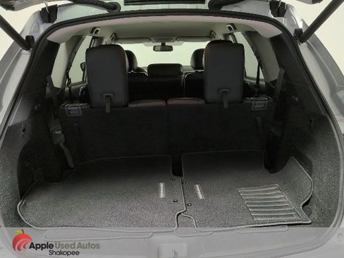 Used 2019 Nissan Pathfinder SL image 8