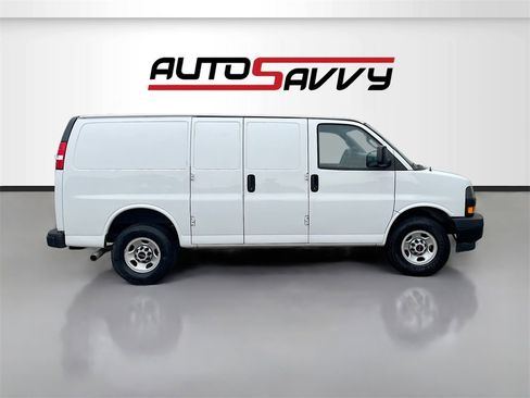 Used 2023 GMC Savana 3500 w/ Driver Convenience Package image 1
