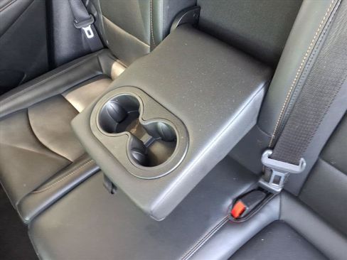 Used 2018 Chevrolet Equinox Premier FWD image 29