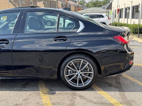 Used 2020 BMW 330i Sedan w/ Driving Assistance Package RWD image 3