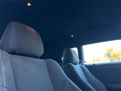 Used 2019 Dodge Challenger SXT image 18
