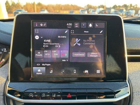 Certified 2025 Jeep Compass Latitude image 14