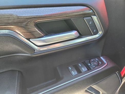 Used 2023 Chevrolet Silverado 1500 LT image 31