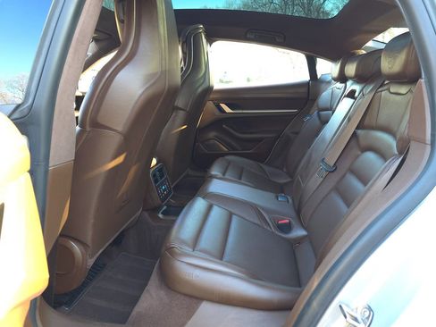 Used 2020 Porsche Taycan Turbo image 15