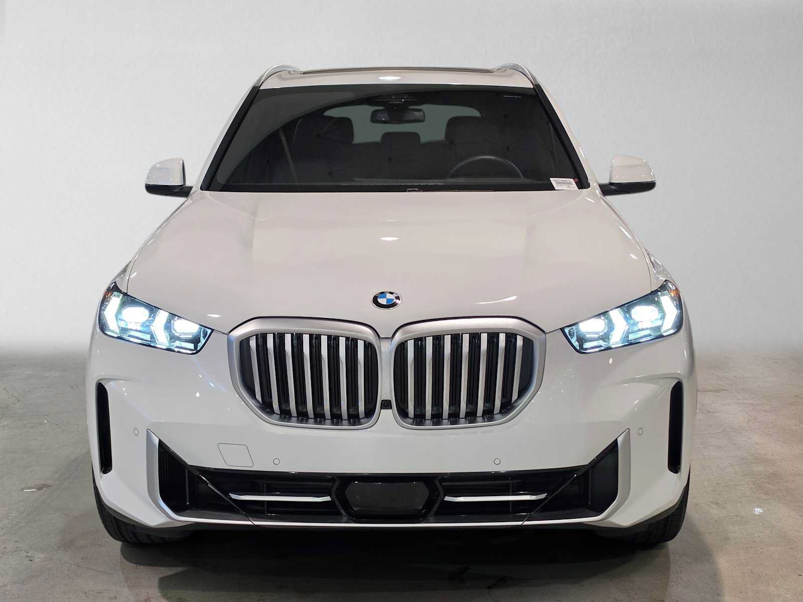 Used 2026 BMW X5 xDrive40i AWD/4WD image 9