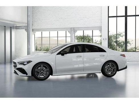 New 2026 Mercedes-Benz CLA 250 4MATIC image 36