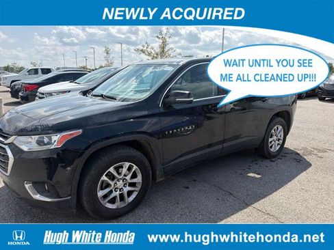Used 2018 Chevrolet Traverse LT AWD/4WD image 1
