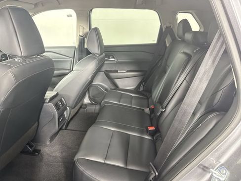 Used 2026 Nissan Rogue SL AWD/4WD image 22