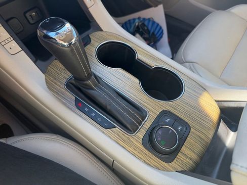 Used 2018 GMC Acadia Denali w/ Technology Package image 26