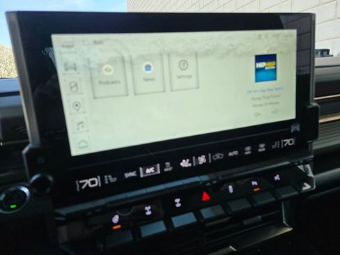 Used 2024 GMC Hummer EV 3X w/ Extreme Off-Road Package image 74