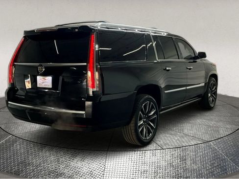 Used 2015 Cadillac Escalade ESV Premium image 8