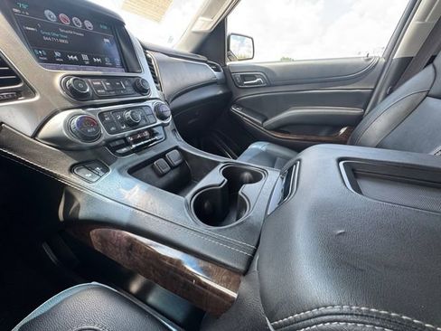 Used 2017 Chevrolet Tahoe LT RWD image 10