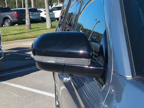 Certified 2023 Lincoln Navigator Reserve image 13