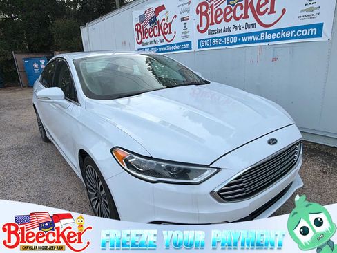 Used 2018 Ford Fusion Titanium image 1