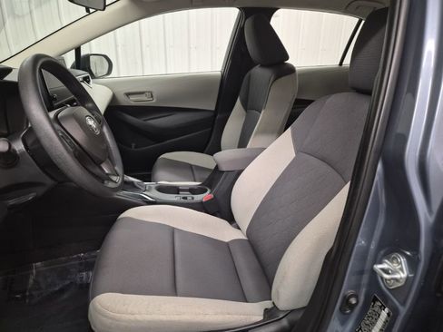 Used 2023 Toyota Corolla LE image 13
