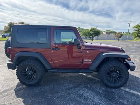 Used 2010 Jeep Wrangler Sport AWD/4WD image 4