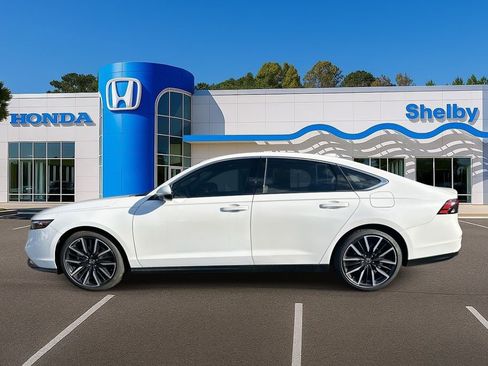New 2025 Honda Accord Touring image 5