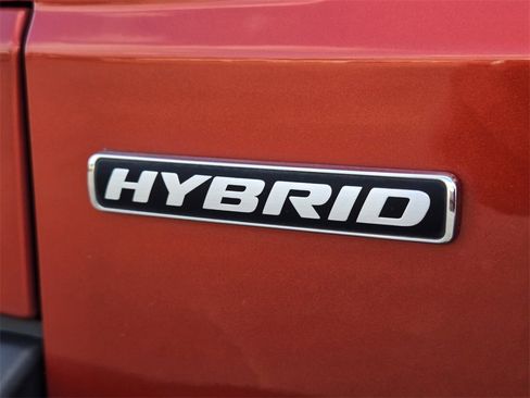 Used 2022 Ford Maverick XLT image 16