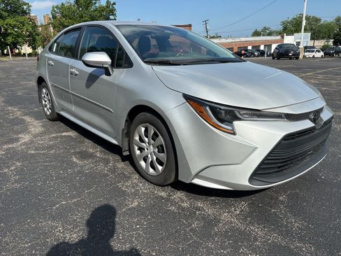 Used 2024 Toyota Corolla LE FWD image 16