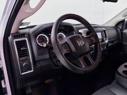Used 2016 RAM 1500 Classic SLT AWD/4WD image 16