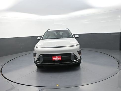 Used 2025 Hyundai Kona SEL AWD/4WD image 27