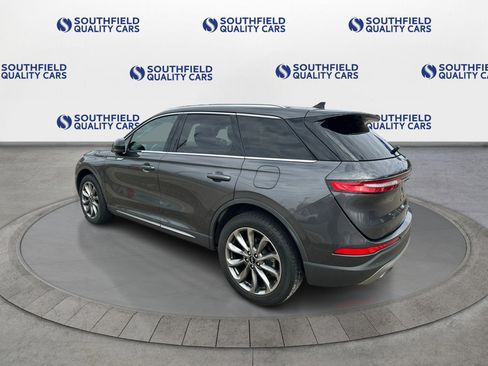 Used 2020 Lincoln Corsair FWD w/ Premium Package image 4