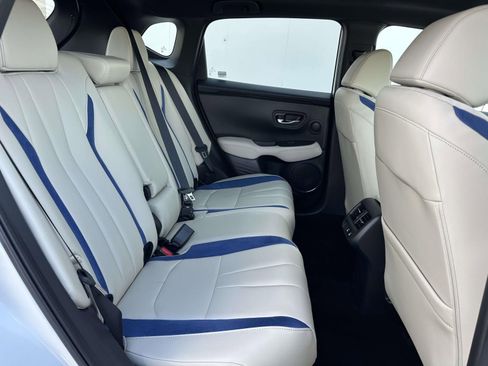 Used 2025 Acura ADX A-Spec image 11