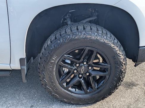 Certified 2024 Chevrolet Silverado 1500 LT Trail Boss w/ Convenience Package II AWD/4WD image 11