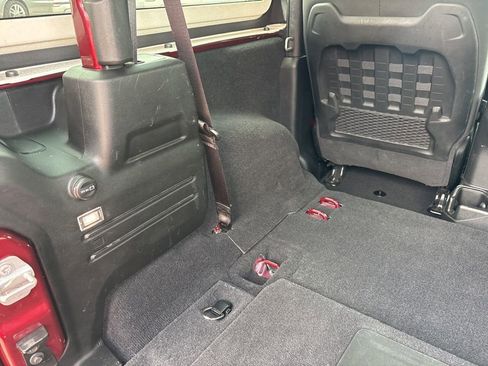 Used 2021 Jeep Wrangler Rubicon image 23