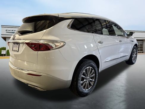 Used 2024 Buick Enclave Premium image 5