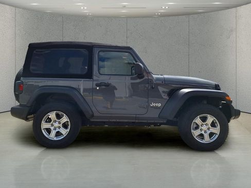 Used 2020 Jeep Wrangler Sport AWD/4WD image 6