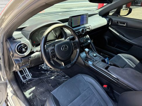 Used 2022 Lexus IS 500 w/ Accessory Package RWD image 17