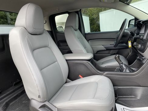 Used 2015 Chevrolet Colorado 2WD Extended Cab image 32